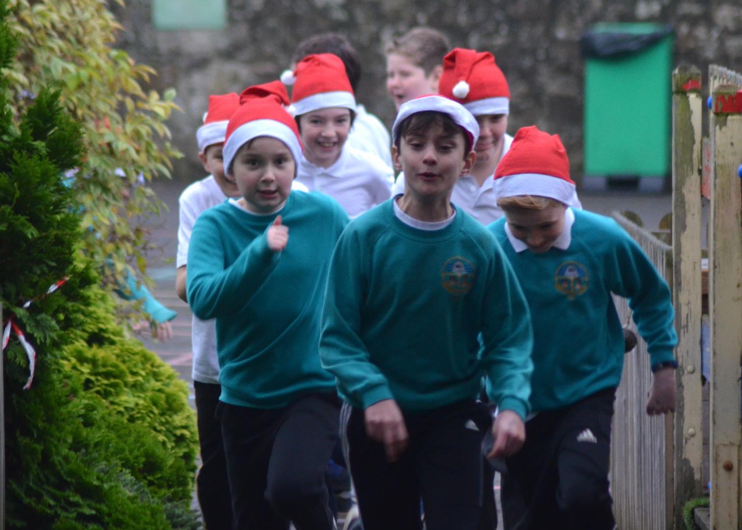 Santa runs to the aid of school’s coffers