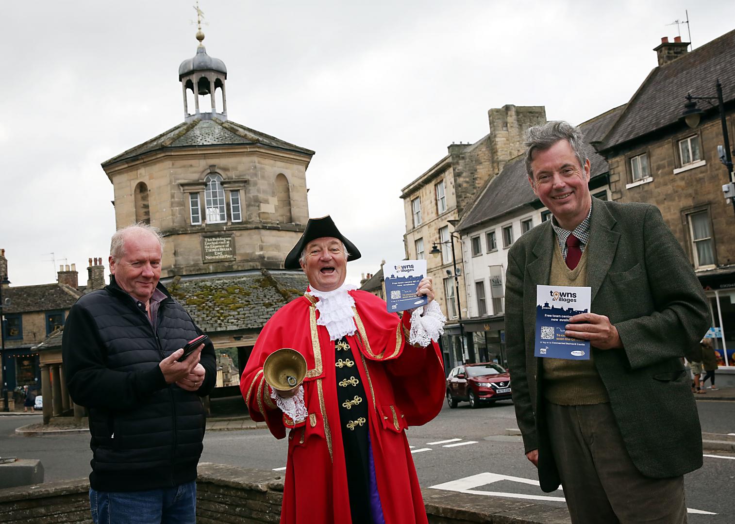 Town crier announces latest technology – free wifi in Barney town centre