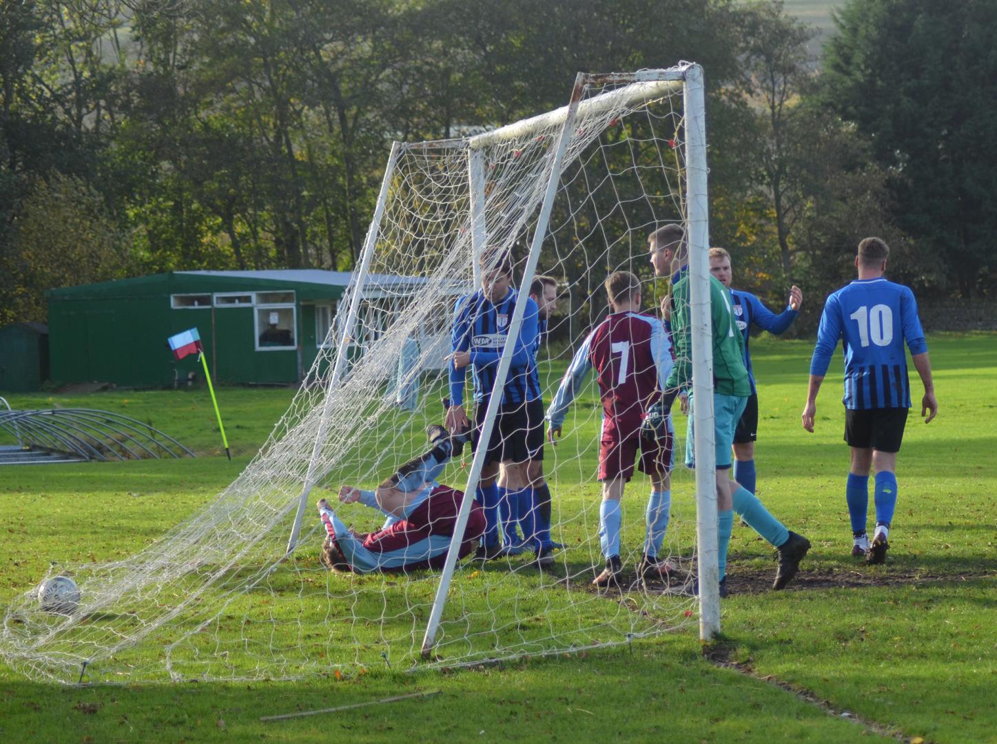 Football round-up: Wanderers through tolast 32 of County Cup