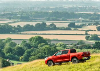 Smooth operator – new Toyota Hilux picks up full marks